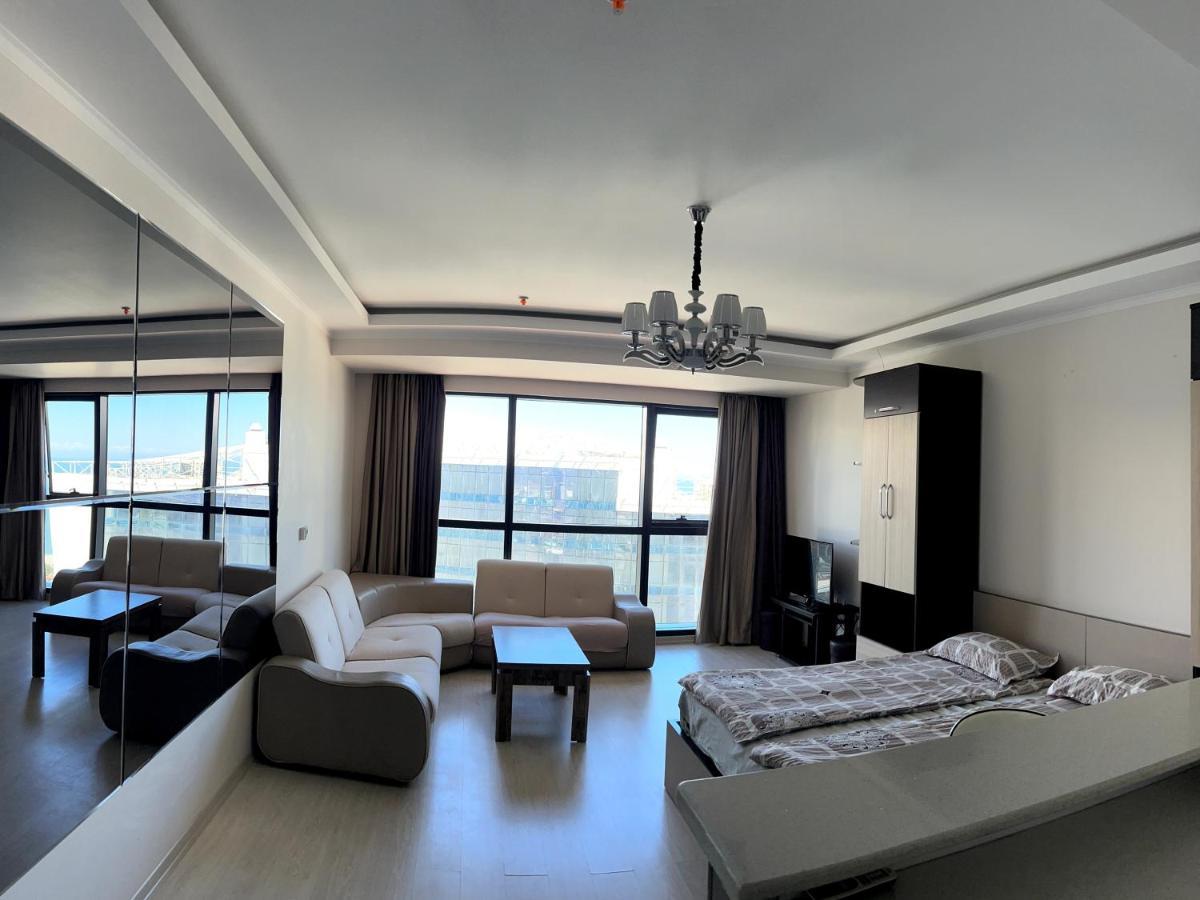 Angel Apartment In Porta Batumi Kültér fotó